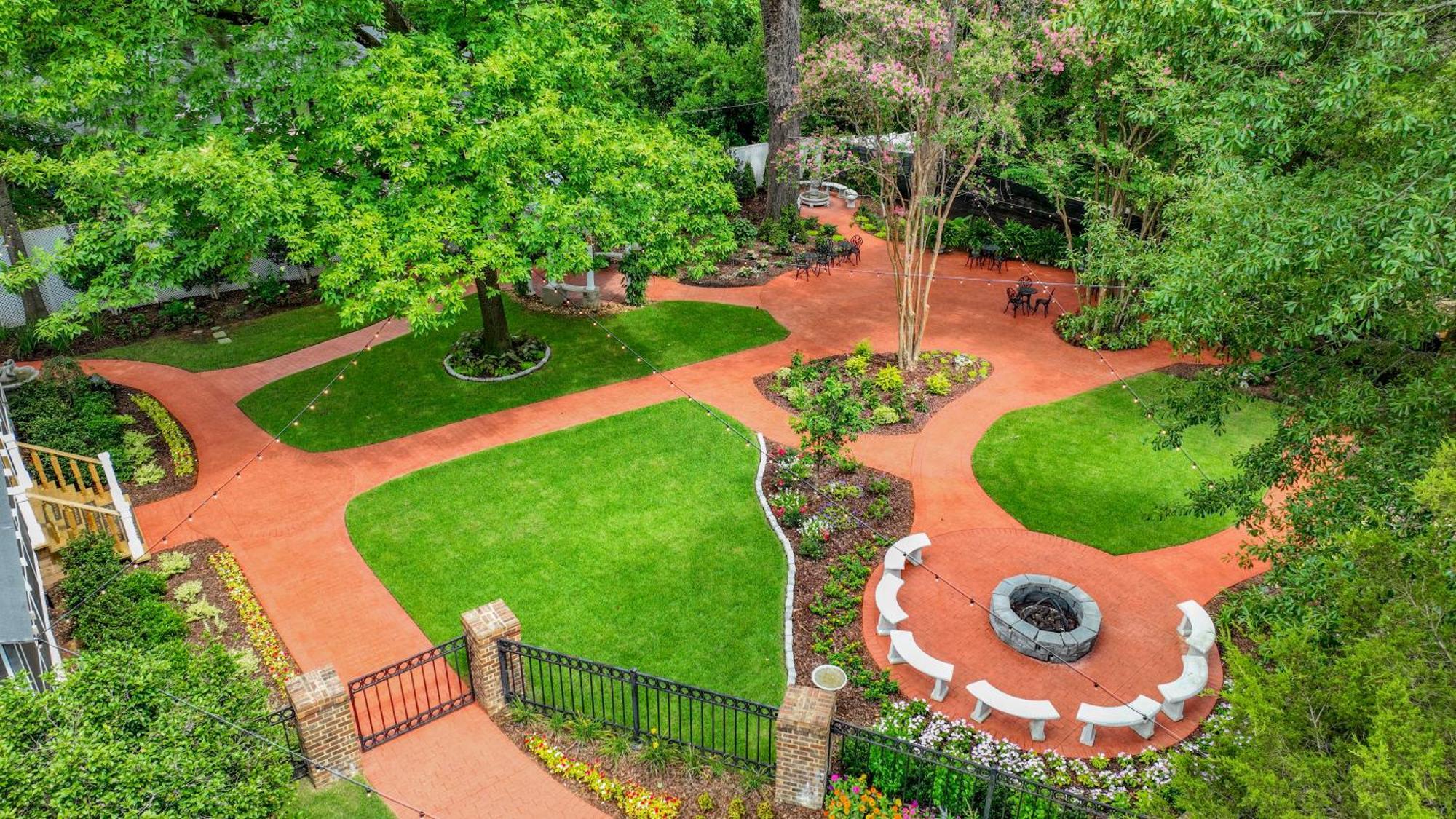 Bama Bed And Breakfast - Wisteria Suite Tuscaloosa Exterior foto